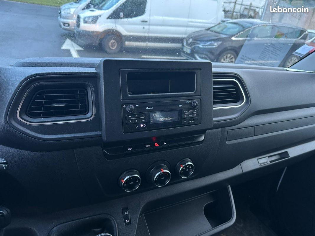 Renault Master Benne R3500RJ L2 2.3 DCi 130ch Confort (image 9)