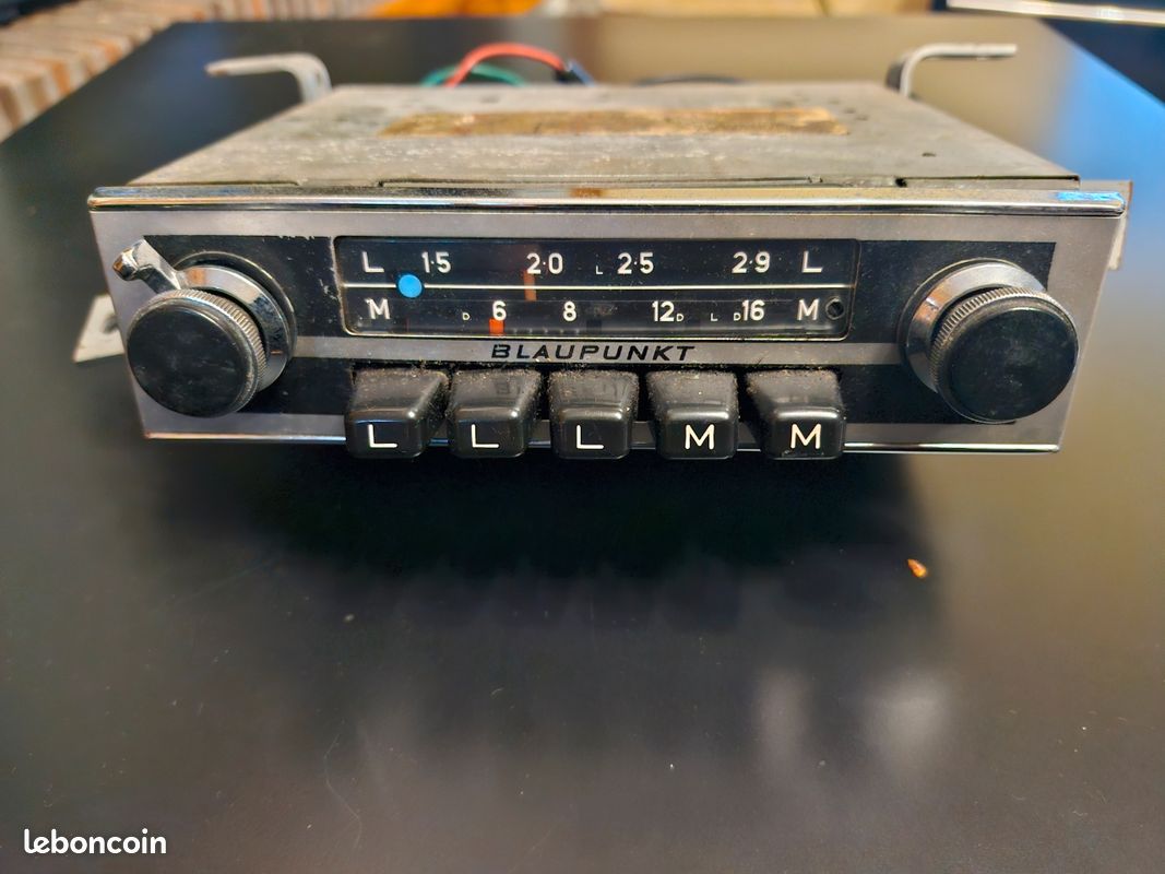 Ancien autoradio vintage Blaupunkt (image 1)