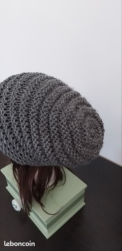 Joli bonnet slouchy gris foncé fils silver (image 8)