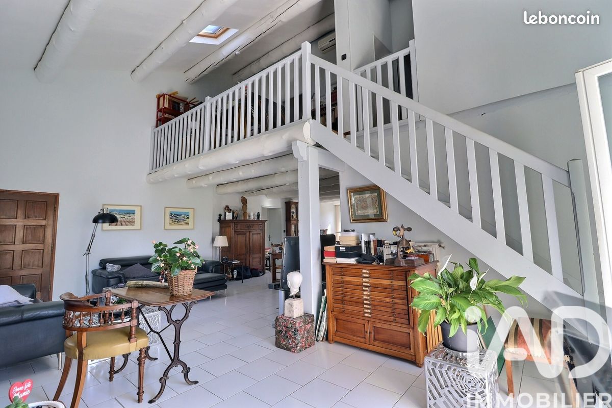 Appartement 5 pièces 139 m² · à Monteux · 139 m² · 230 000 €