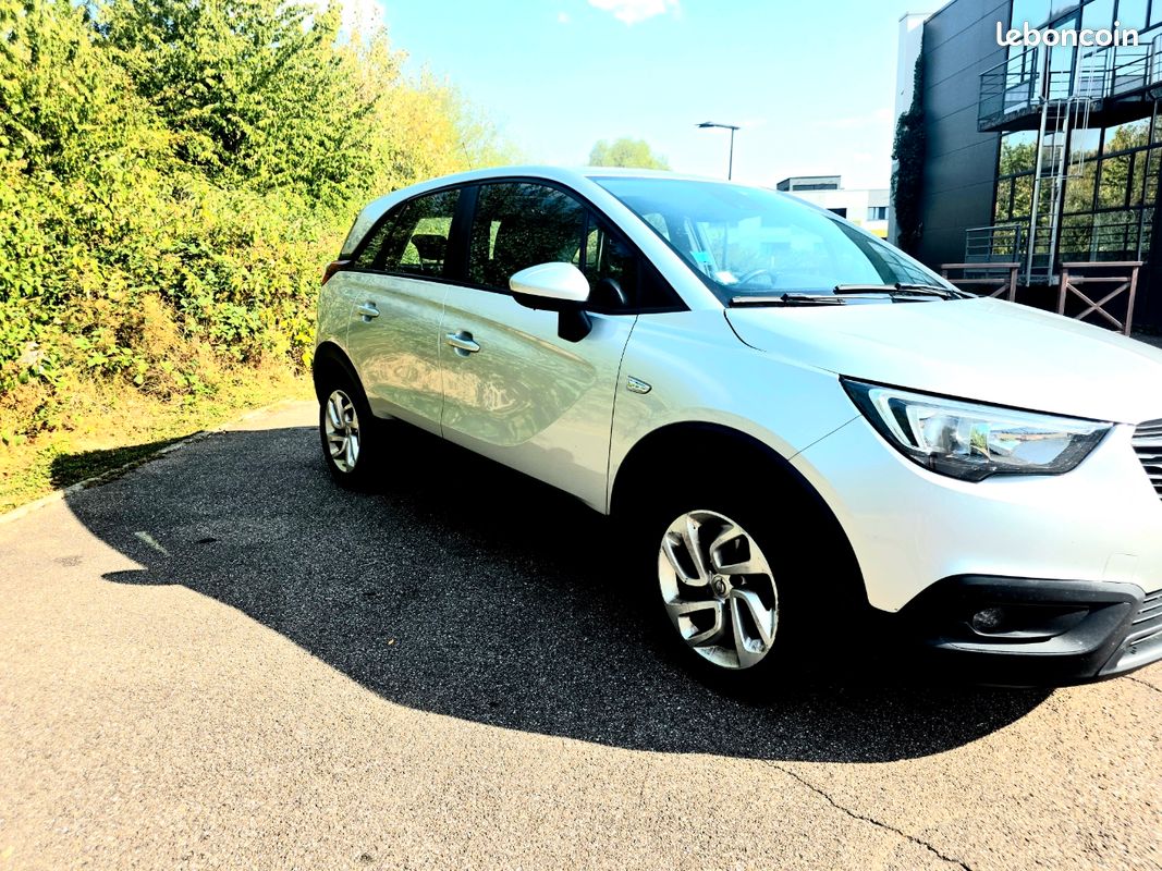 Opel crossland x 2018 (image 2)