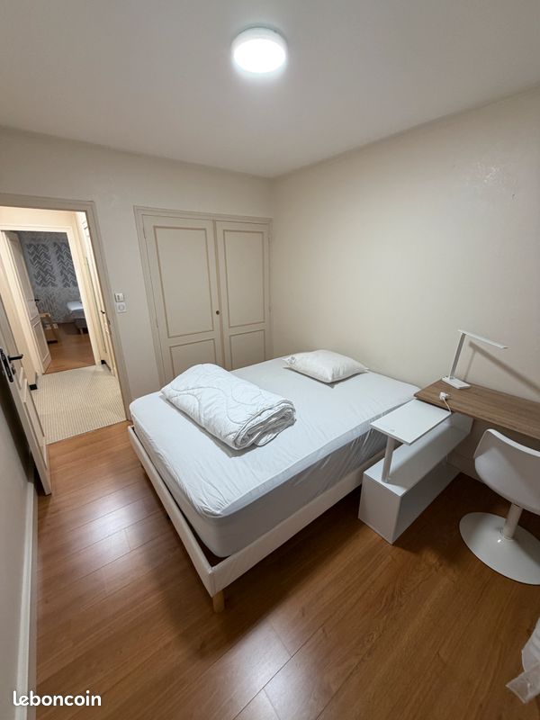 Chambres disponibles colocation fille, T4 avec balcon – Angers (image 8)