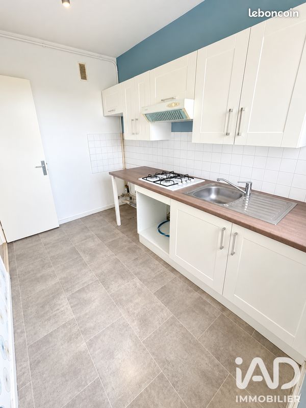 Appartement 2 pièces 54 m² · à Poitiers · 54 m² · 55 000 €