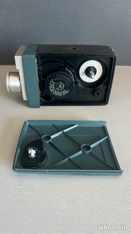 Vintage Camera Kodak Automatic 8 Movie Ciné Film (image 9)