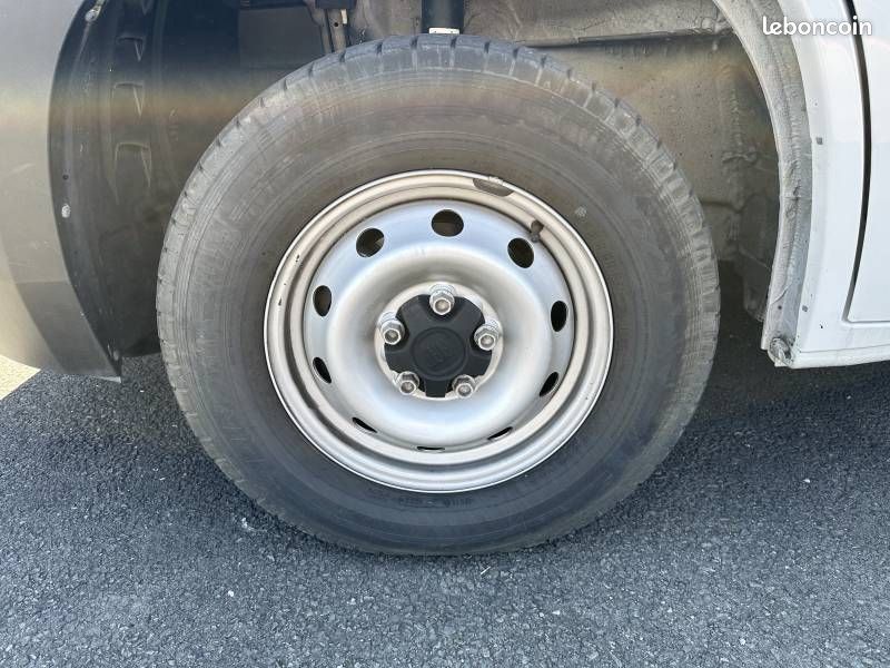 Fiat Ducato (30) FOURGON TOLE 3.3 L H2 H3-POWER 140 CH BUSINESS (image 9)