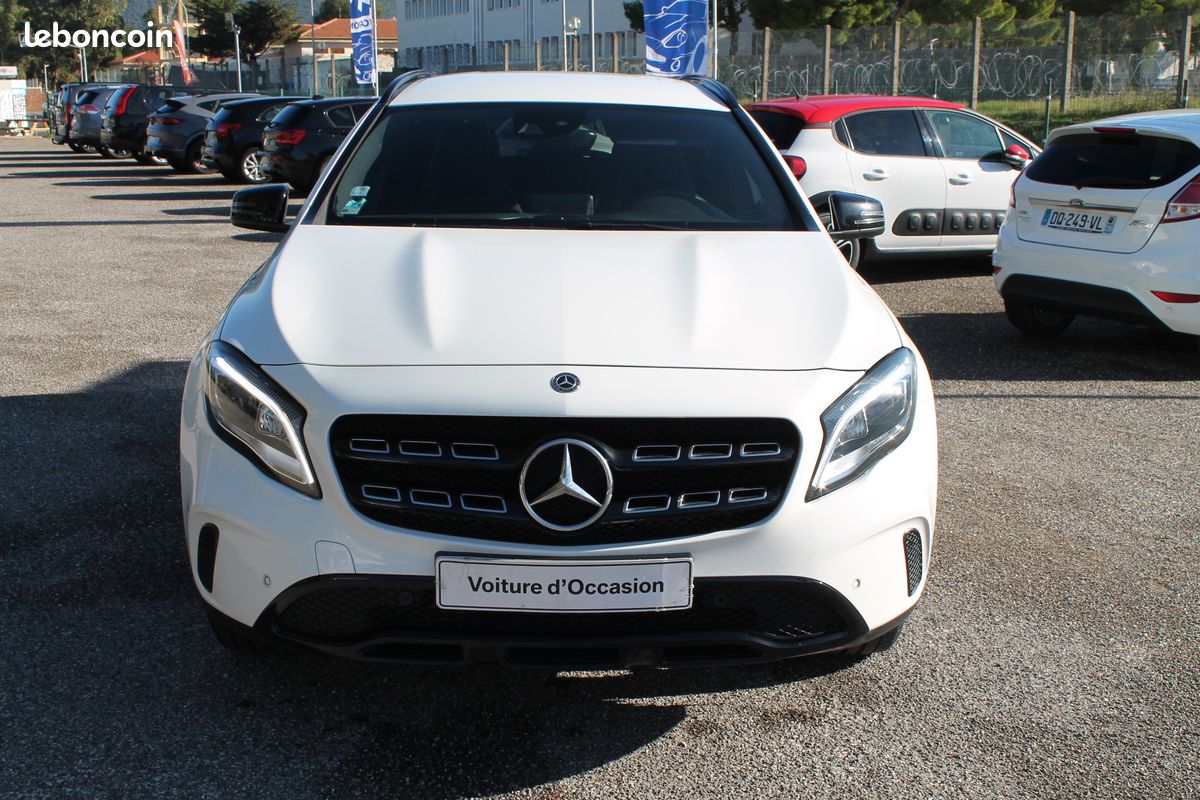 MERCEDES G.L.A 180D 109CV BVA 7G-DCT pack SPORT/FASCINATION/AMG 2017 1ER MAIN ETAT NEUF GARANTIE 6 MOIS MOTEUR/BOITE (image 15)