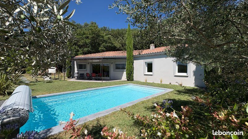 Maison 6 pièces 140 m² · à Saint-Montan · 140 m² · 385 000 €