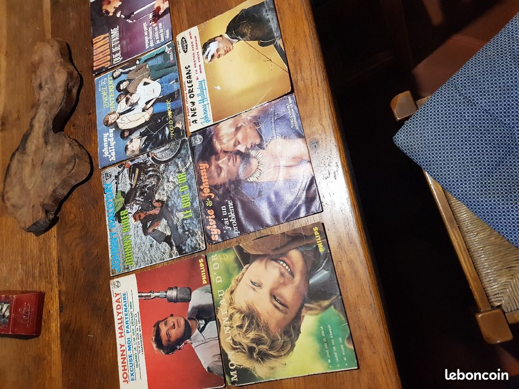 Lot 45 tours johnny hallyday (image 1)