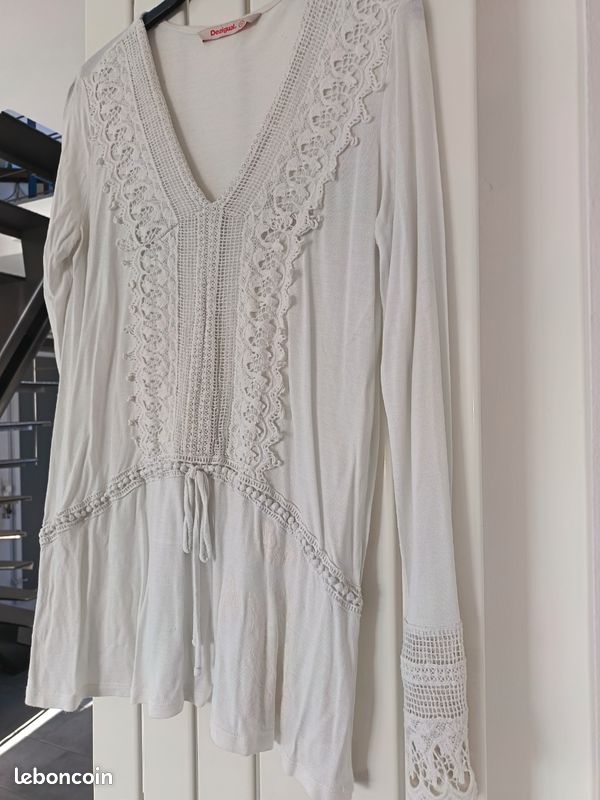 Tunique blanche Desigual taille M (image 2)