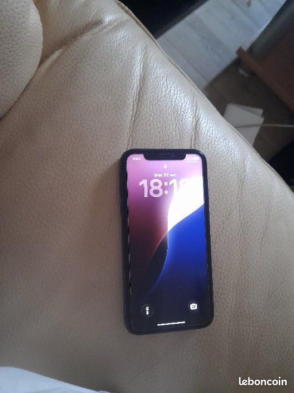 IPhone 11 (image 1)