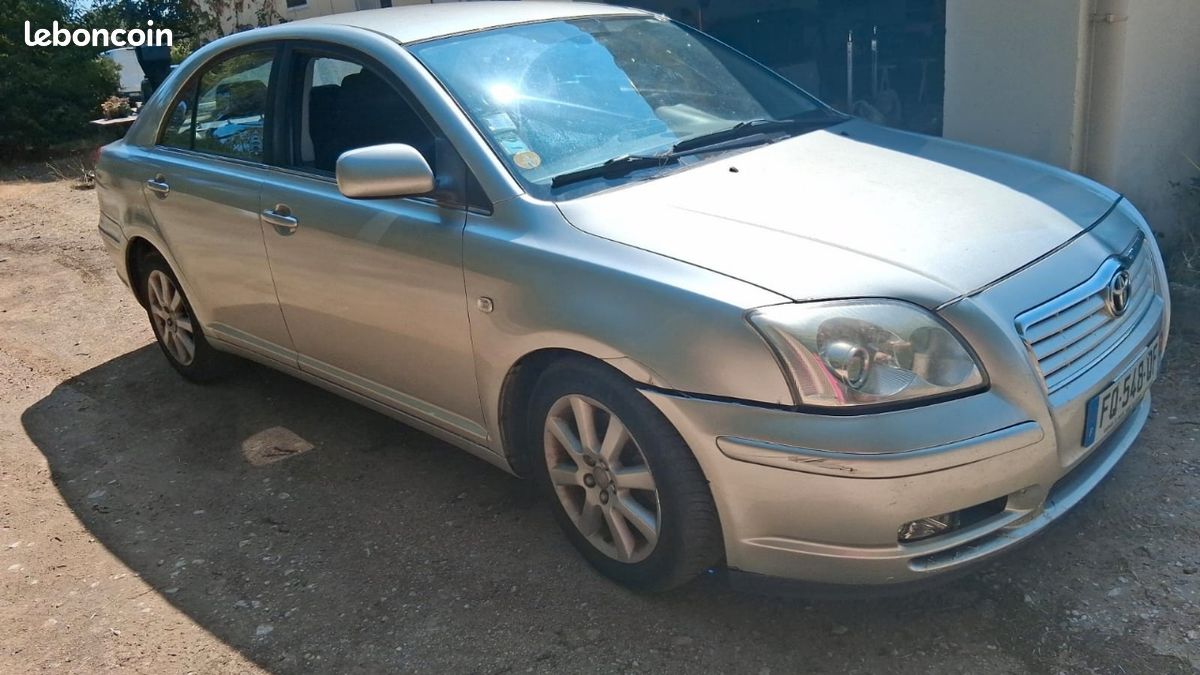 Toyota Avensis 2.0 D-4D 116ch (image 1)