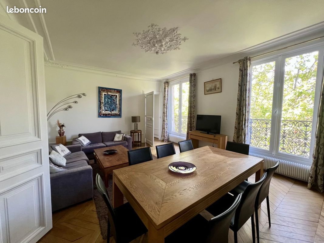 Appartement 3 pièces 80 m² · à Paris · 80 m² · 3 499 €/mois
