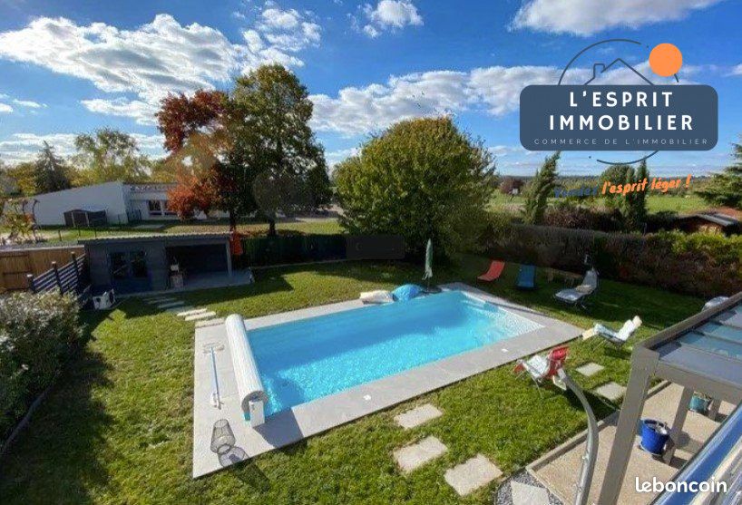 Maison 9 pièces 230 m² · à La Maxe · 230 m² · 730 000 €