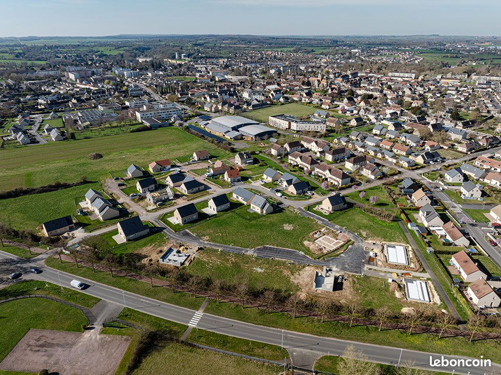 Terrain 470 m² Falaise · 45 400 €