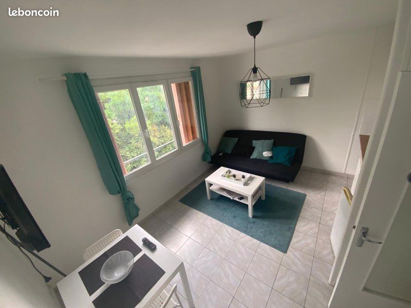 Appartement 1 pièce 25 m² · à Laon · 25 m² · 400 €