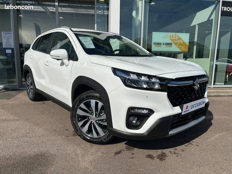 Suzuki S-Cross 1.4 Boosterjet Hybrid 110ch Style MY25 (image 13)