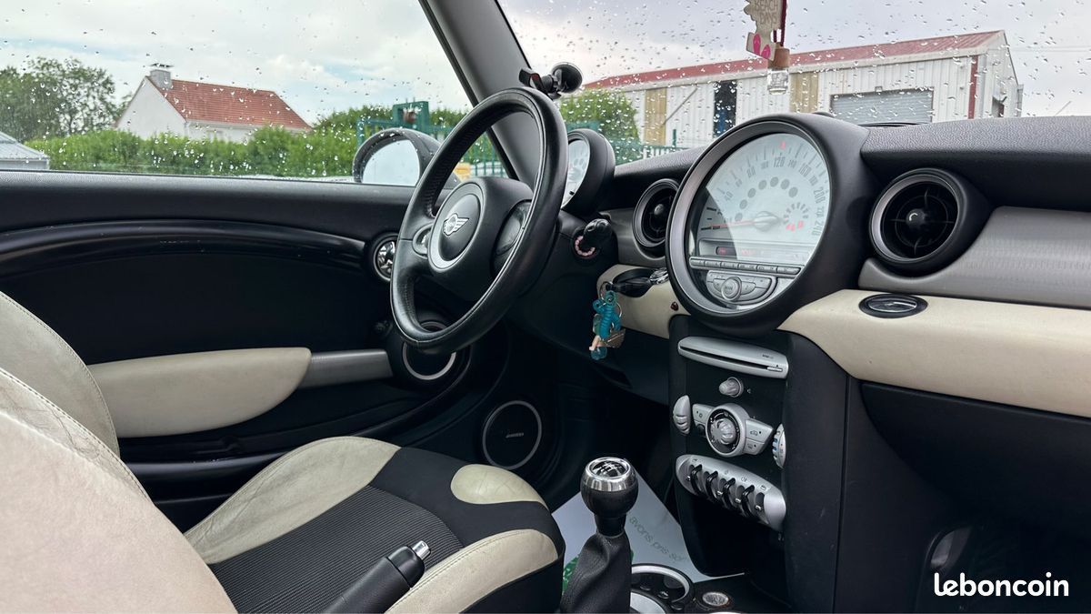 MINI MINI ONE 1.4i 95cv génération 2 r56 (image 6)