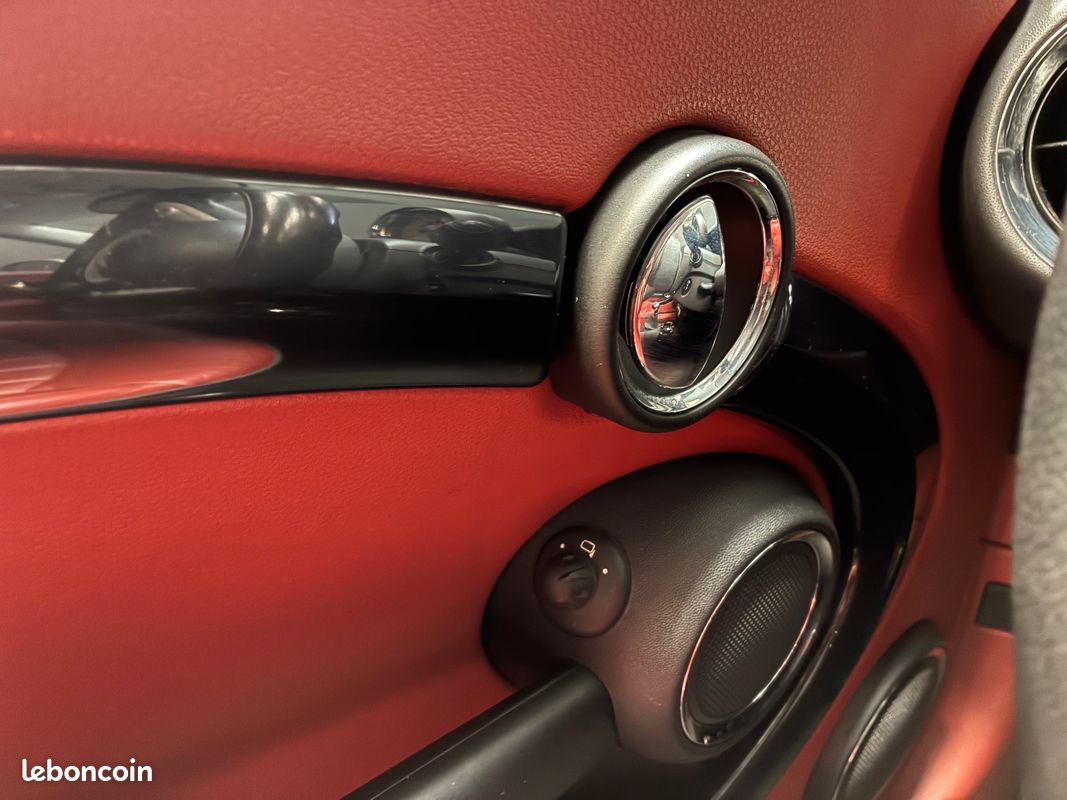 MINI MINI 1.6i - 170 Cooper S / INT CUIR ROUGE (image 24)