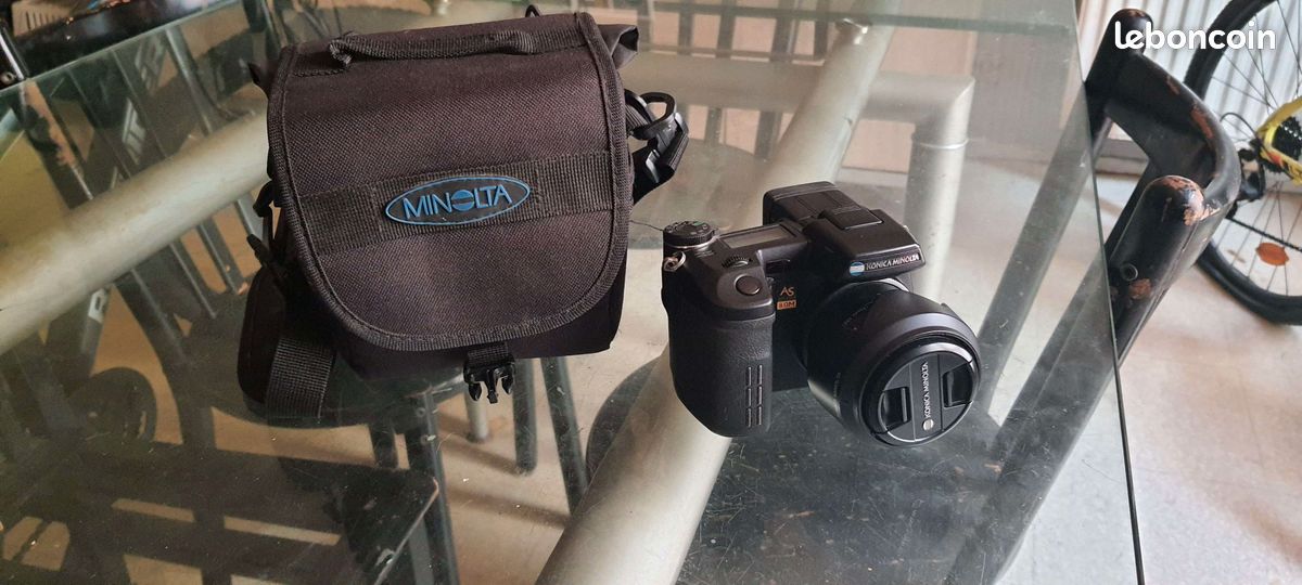 Minolta DiMAGE A2 + Batterie + Carte SD + Sacoche – Sans Chargeur – Appareil Photo Numérique (image 1)