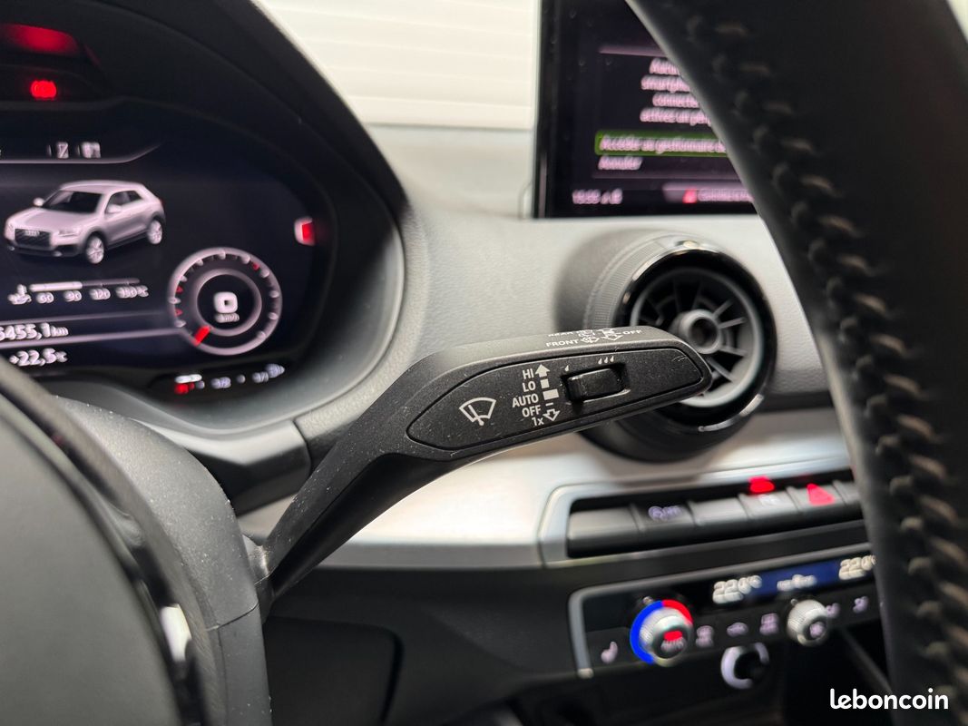 AUDI Q2 40 TFSI 190 S tronic 7 Quattro S Line + CARPLAY + TOIT OUVRANT + AFFICHAGE TETE HAUTE + SIÈGES CHAU (image 18)