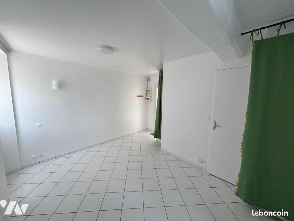 Appartement 1 pièce 19 m² · à Laval · 19 m² · 340 €/mois
