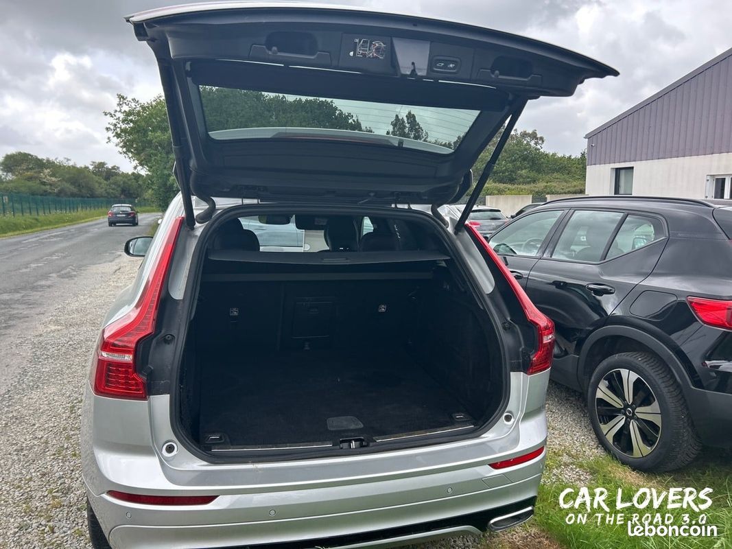 VOLVO XC60 D4 AdBlue 190 ch Geartronic 8 R-Design (image 18)
