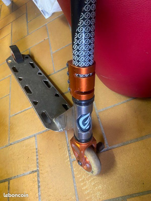 Trottinette freestyle (image 2)
