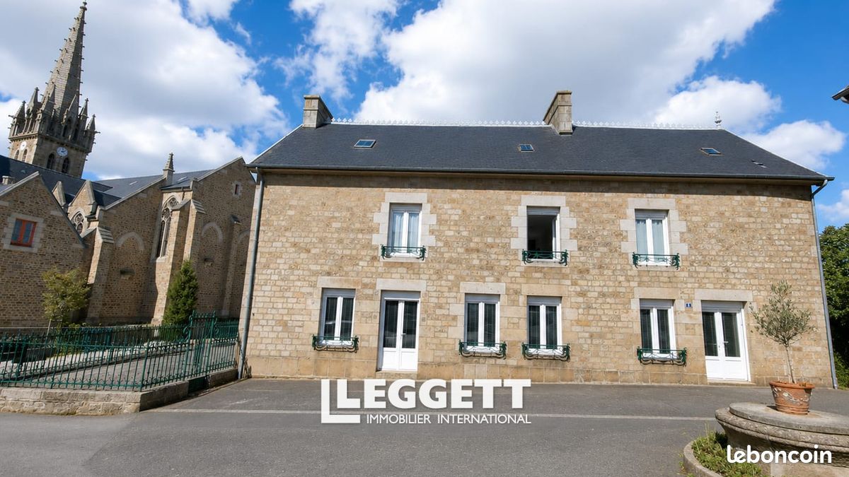 Maison 5 pièces 172 m² · à La Bazouge-du-Désert · 172 m² · 197 000 €