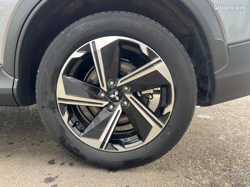 Mitsubishi Eclipse Cross 2.4 MIVEC PHEV 188ch Business 4WD (image 12)