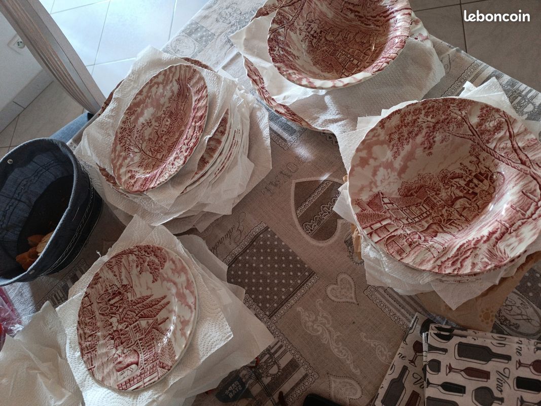 Service de table complet anglais Myott Meakin neuf rose et blanc (image 8)
