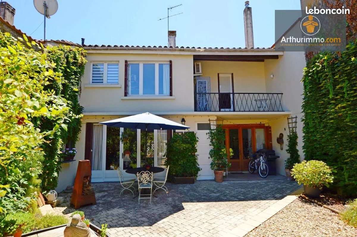 Maison 7 pièces 204 m² · à Monségur · 204 m² · 299 000 €