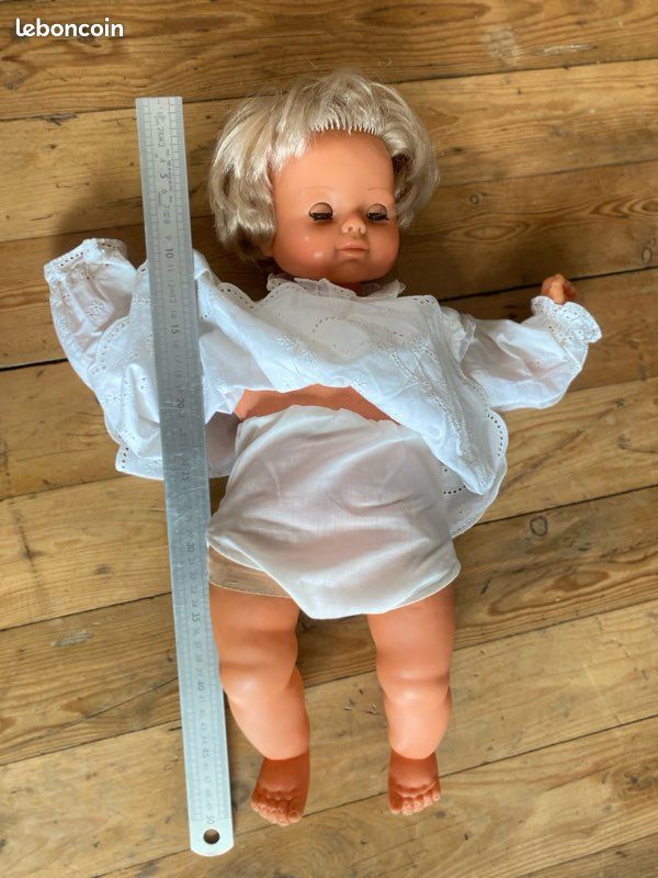 Poupée RAYNAL Lilou, 32 cm, datant des années 1970 - Collection