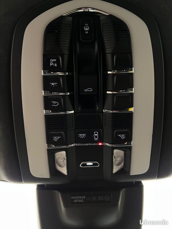 Porsche Macan Turbo 3.0 440 ch PDK (image 30)