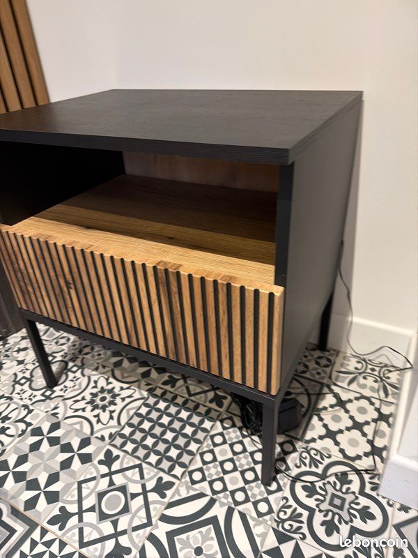 Table de chevet (image 2)
