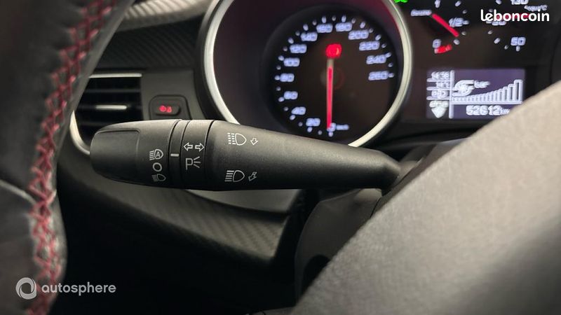 Alfa Romeo Giulietta 1.4 TB MultiAir 150ch Sportiva Stop&Start (image 23)