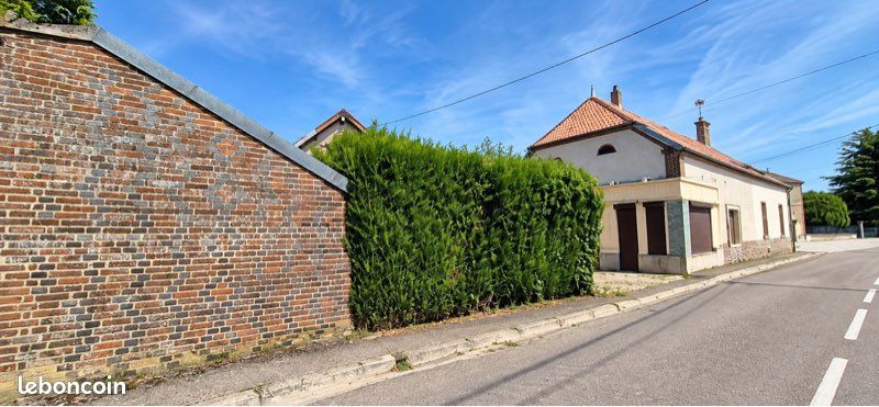Maison 6 pièces 137 m² · à Saint-Mesmin · 137 m² · 108 000 €