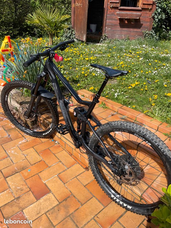 Vtt enduro merida onesixty carbone 27.5 taille m très bon état (image 10)