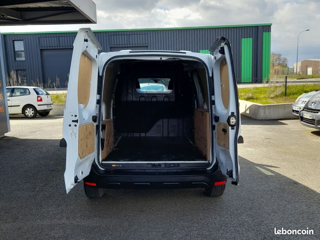 Renault express van blue dci 95 confort prix 10000 ht (image 8)