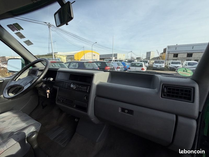 Volkswagen TRANSPORTER CAMPING 2.4D 78CV 5 CYLINDRE WESTFALIA COLLECTION (image 16)