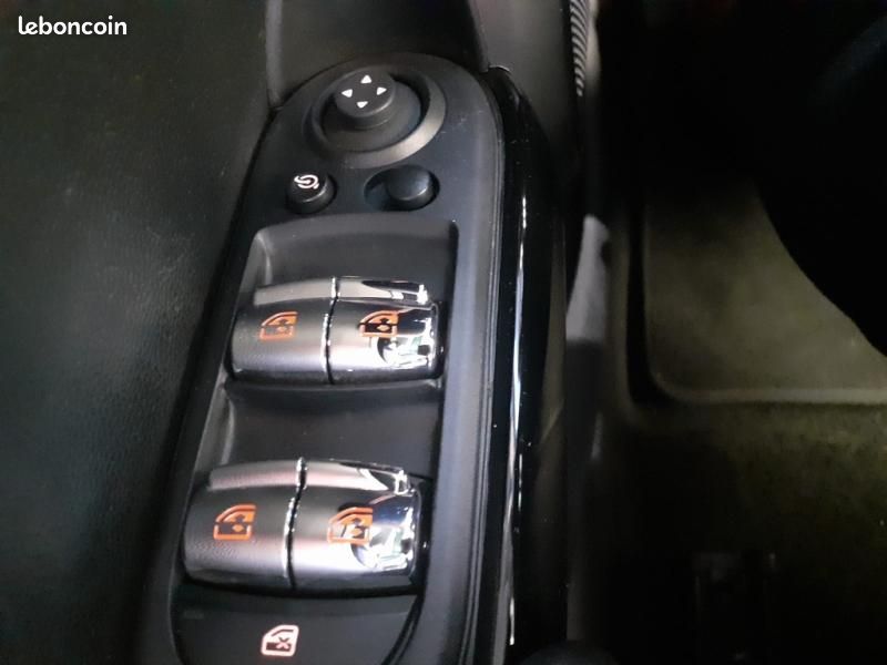 Mini Mini 5 Portes Cooper 136ch Essential BVA7 (image 22)