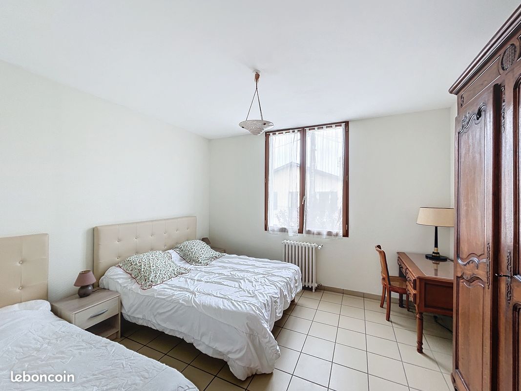 Location meublée étudiante Spacieux T2 avec extérieur Biarritz - Biarritz 64200 (image principale 2)