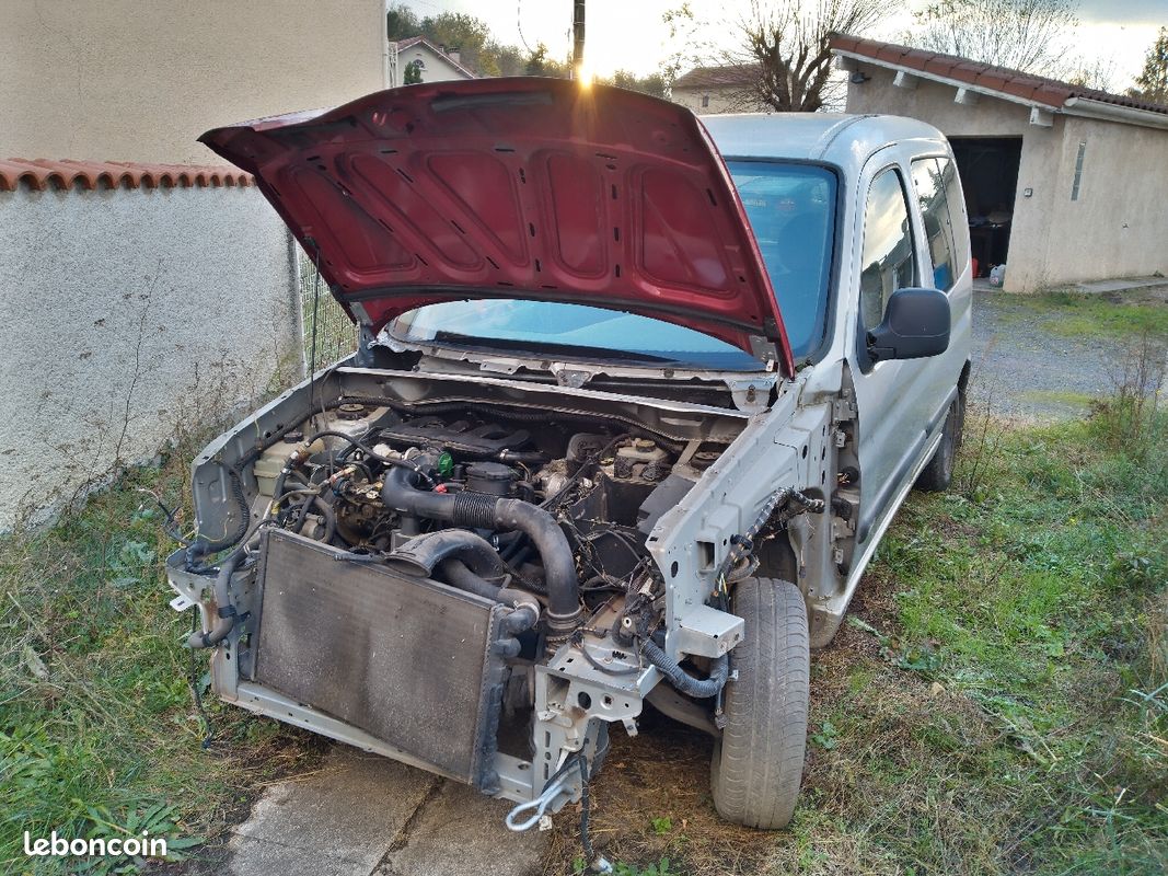 Capot Moteur BERLINGO 1 - Équipement auto