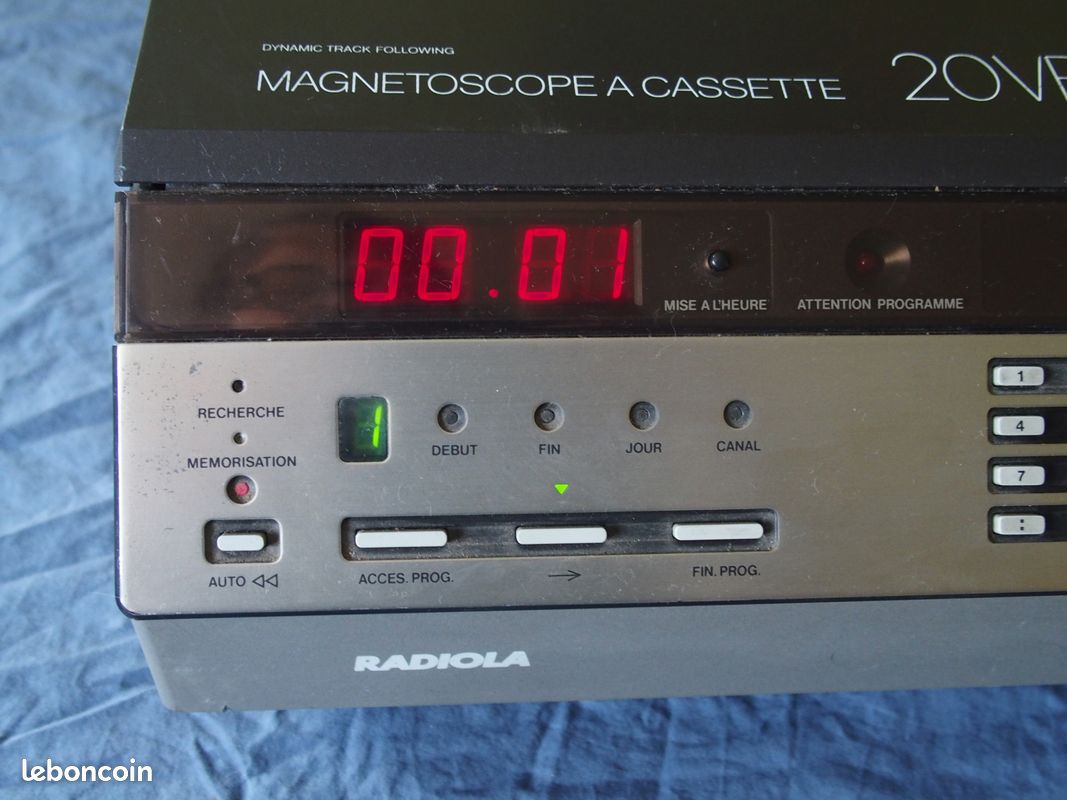 Magnétoscope Radiola 20VR20 De 1982 - PAL/SECAM - Rare