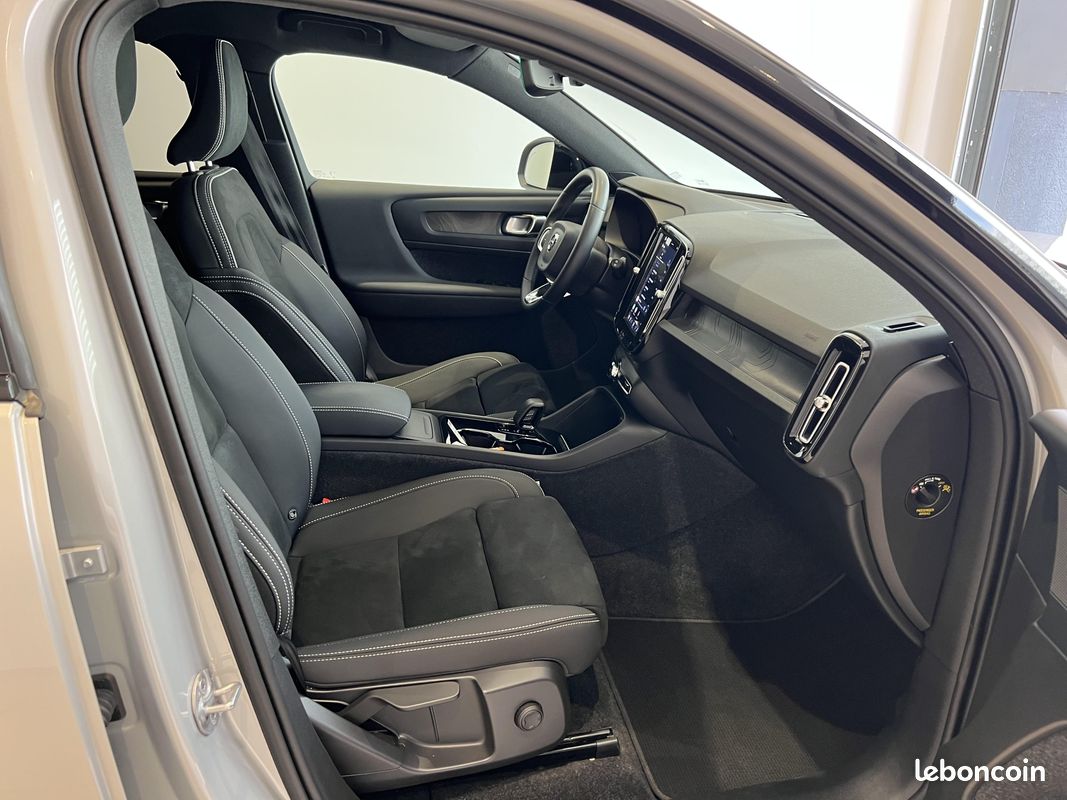 VOLVO XC40 Recharge Extended Range 252 ch 1EDT Plus (image 25)
