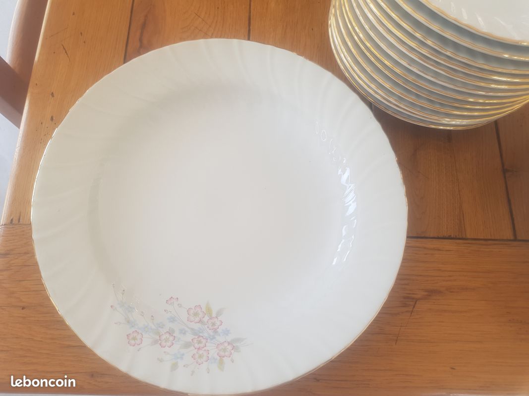 Service de table en porcelaine (image 2)