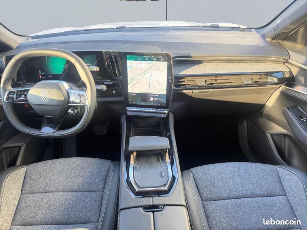 Renault Austral full hybrid E-Tech 200 ch Techno (image 10)