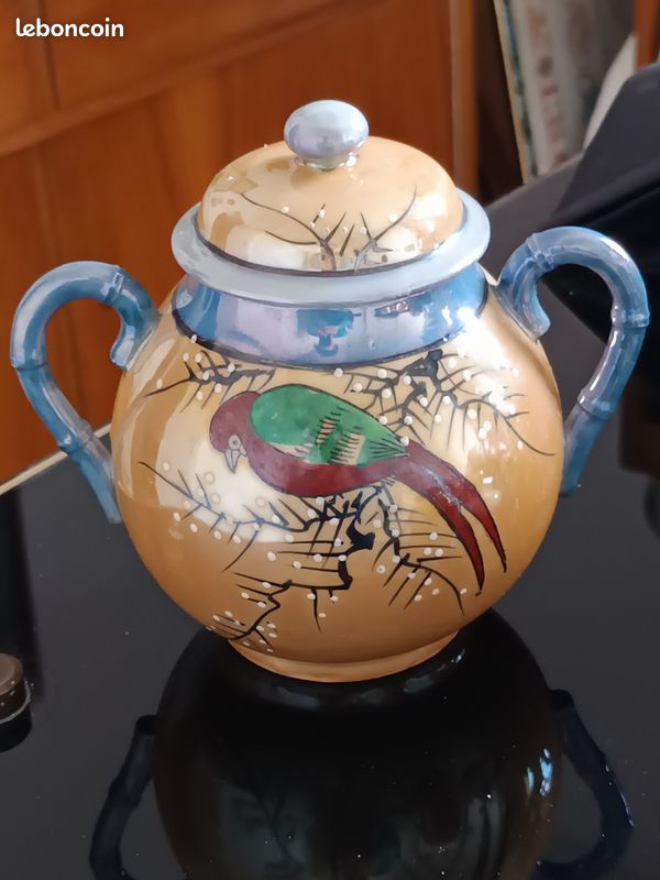 7 tasses et sucrier porcelaine japonaise Décor délicat d’oiseaux exotiques sur branches fleuries, (image 3)