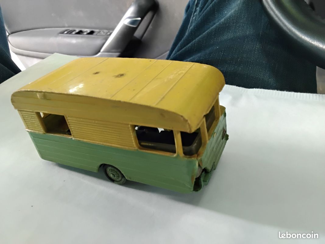 Collection moniayurr nprev vieille de 50 ans caravane dôgue (image 3)