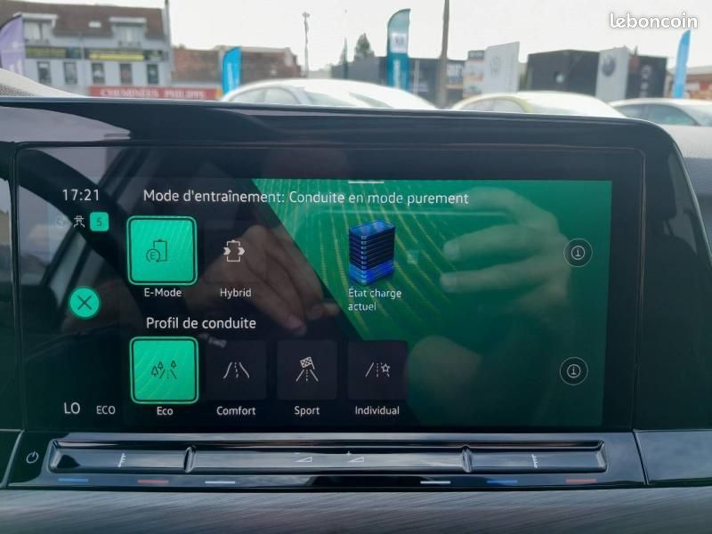 Volkswagen Golf 1.4 eHybrid OPF 204ch Style DSG6 (image 20)