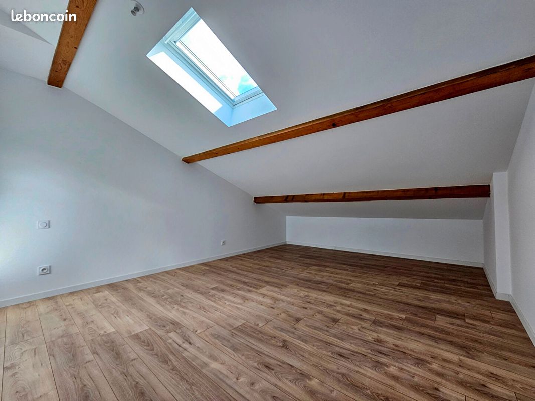 Appartement a louer romans-sur-isere - 3 pièce(s) - 75 m2 - Surfyn